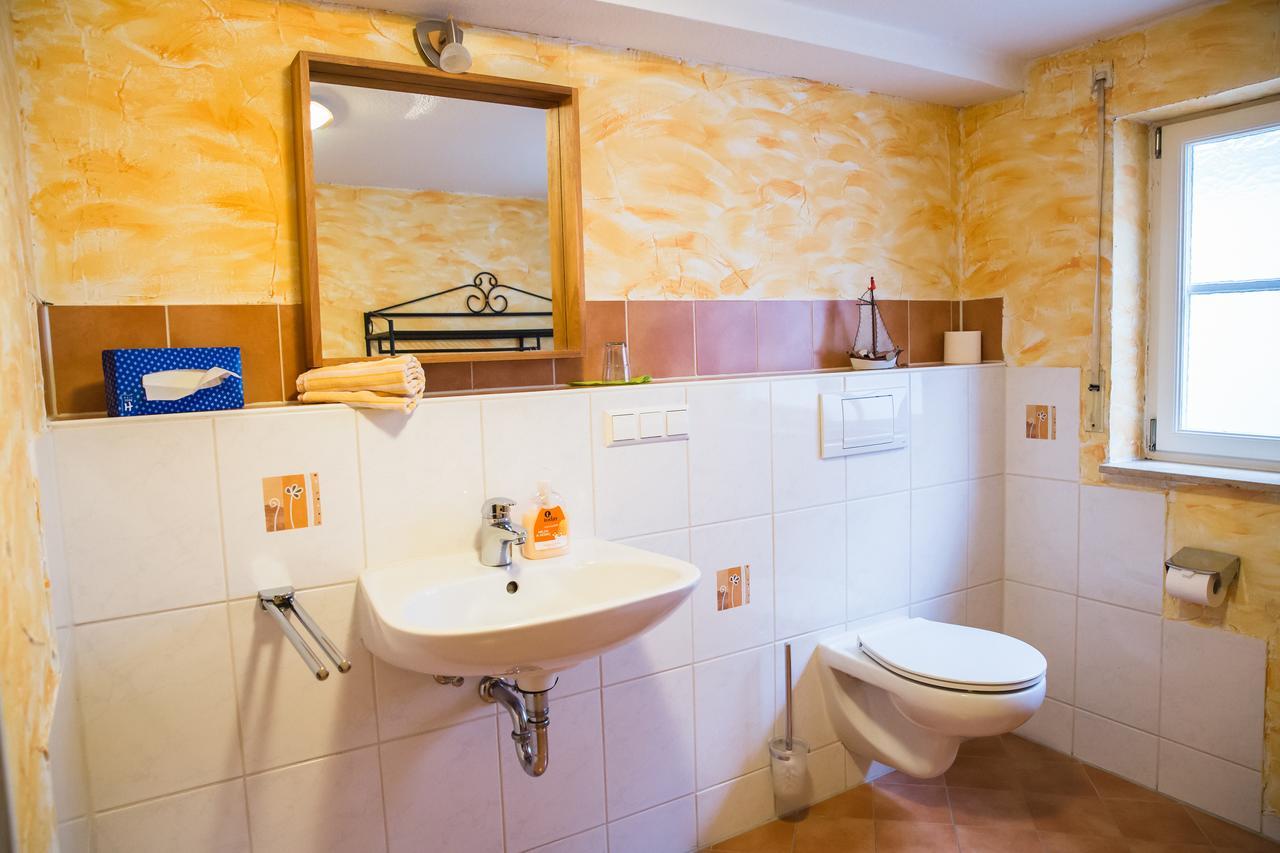 Landhotel Im Hexenwinkel Wiernsheim Kültér fotó
